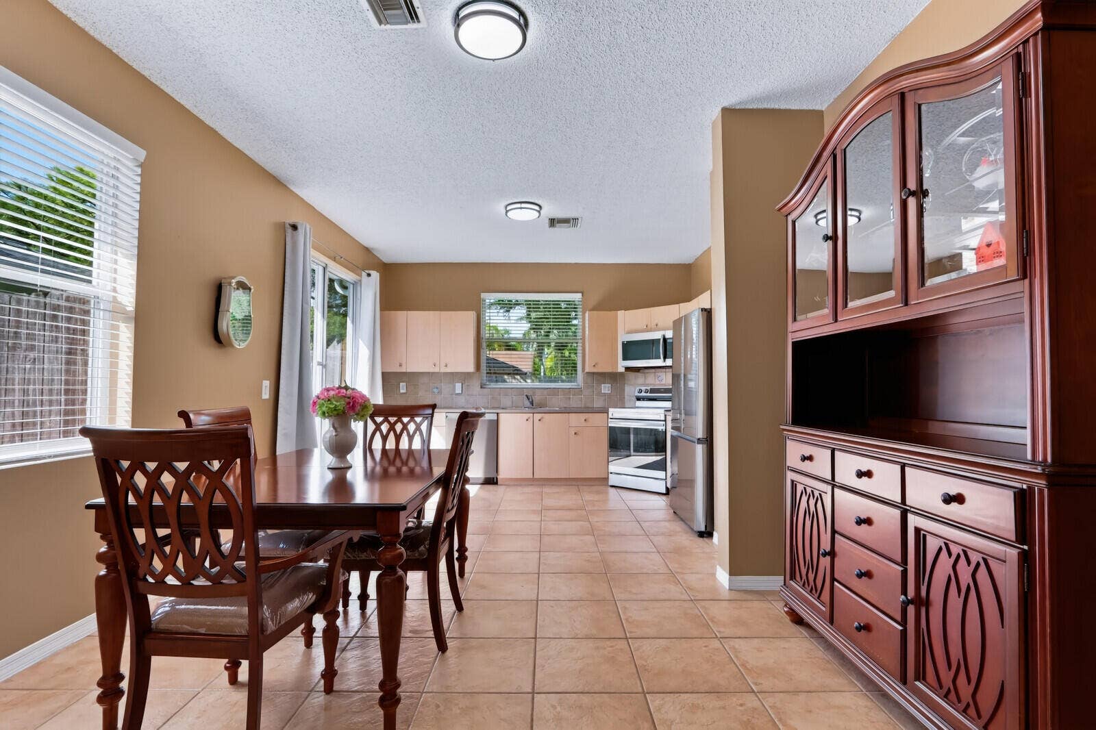 1024 PARK HILL Drive, Haverhill, FL 33417 23_Image_11_mls