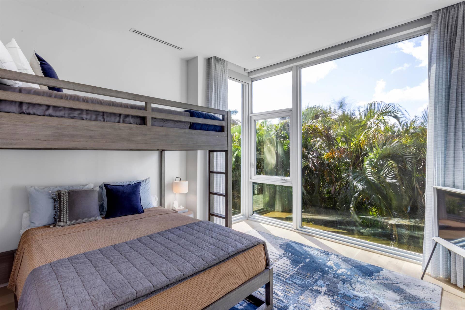 BEDROOM_3_ANGLE