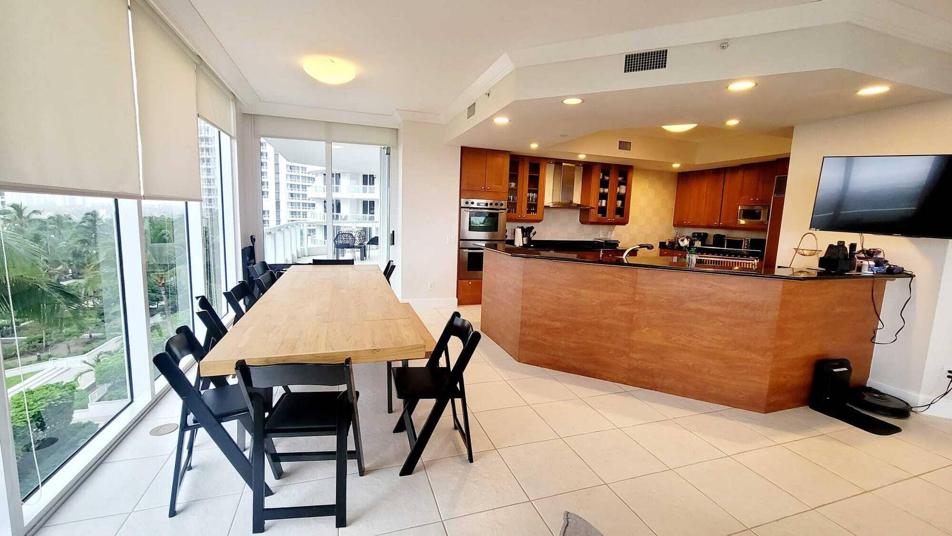 21200 POINT Place, #801, Aventura, FL 33180 vbg