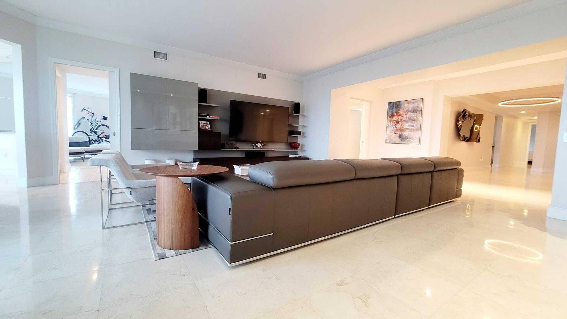 21200 POINT Place, #801, Aventura, FL 33180 fgh