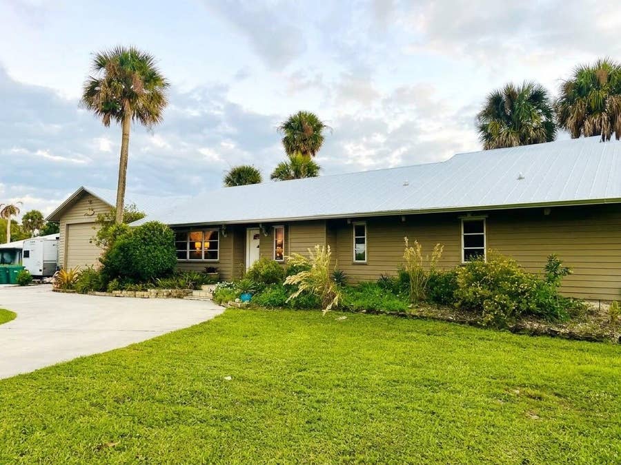 Property photo for 7864 US HIGHWAY 441 SE, Okeechobee, FL