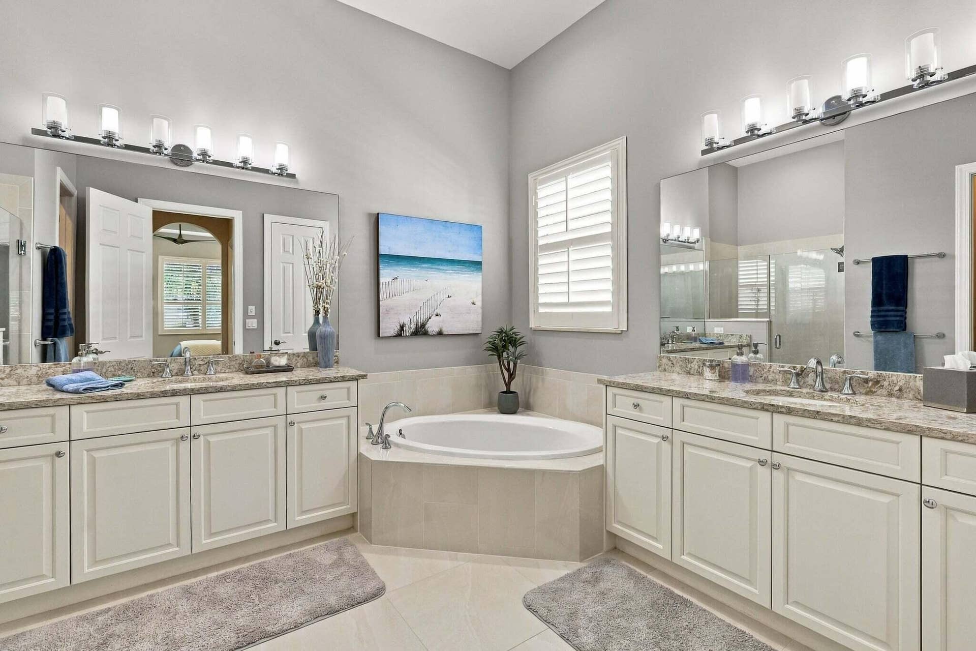 Master Bath - Dual Sinks and Tub