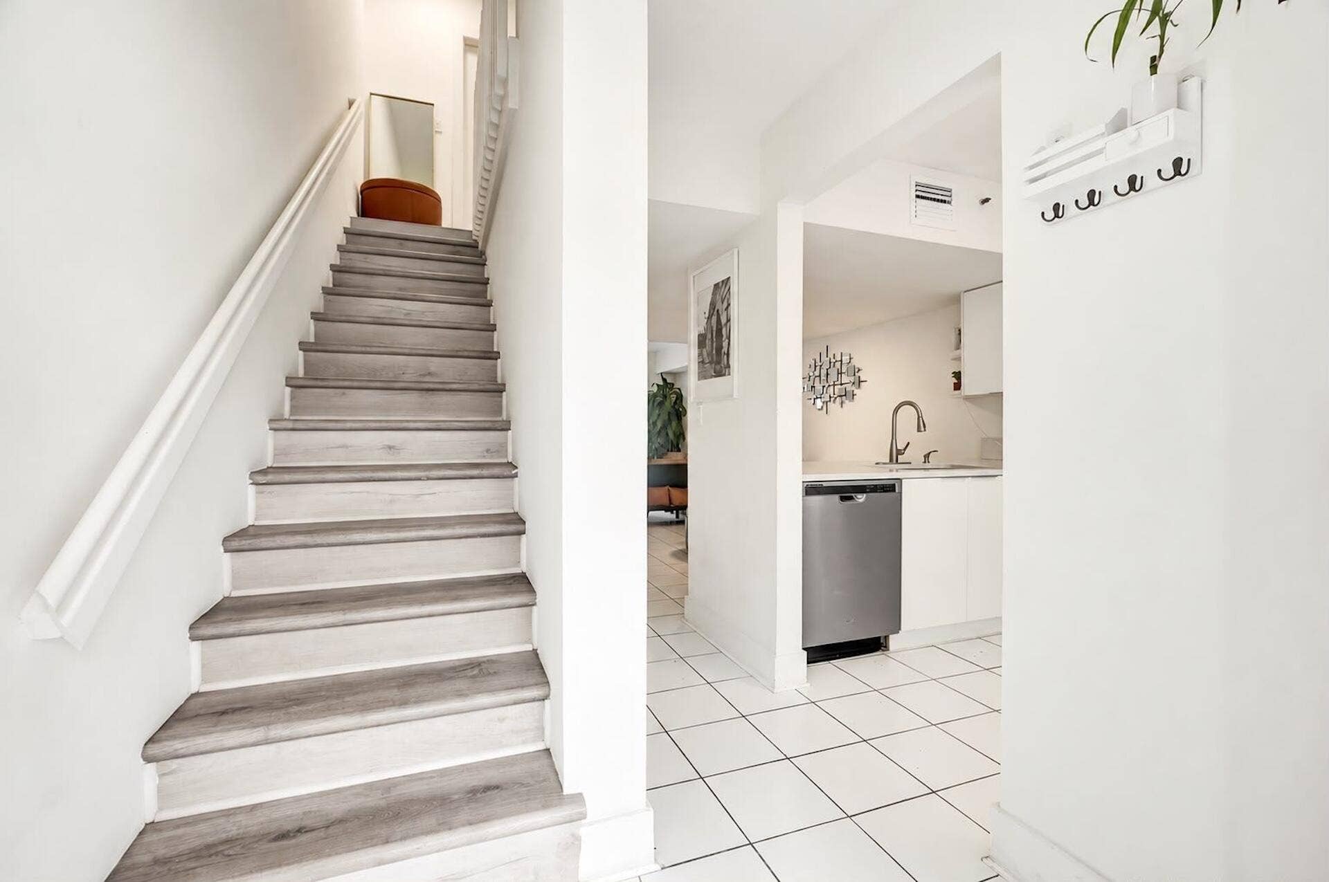235 Riviera Circle, Weston, FL 33326 63-web-or-mls-WhatsApp_Image_2026-10-22_