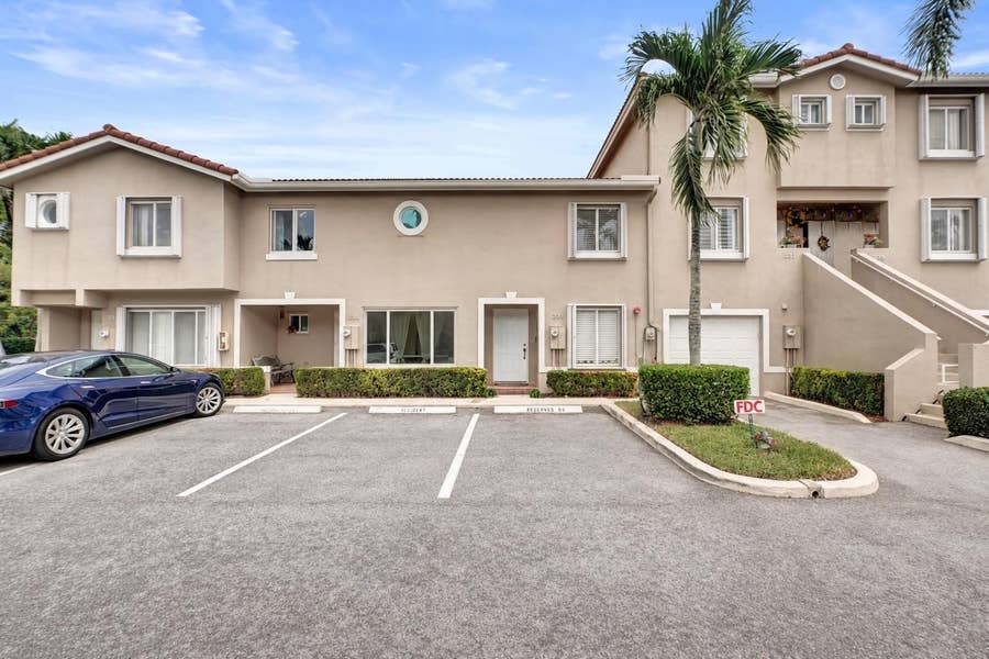 Property photo for 235 Riviera Circle, Weston, FL