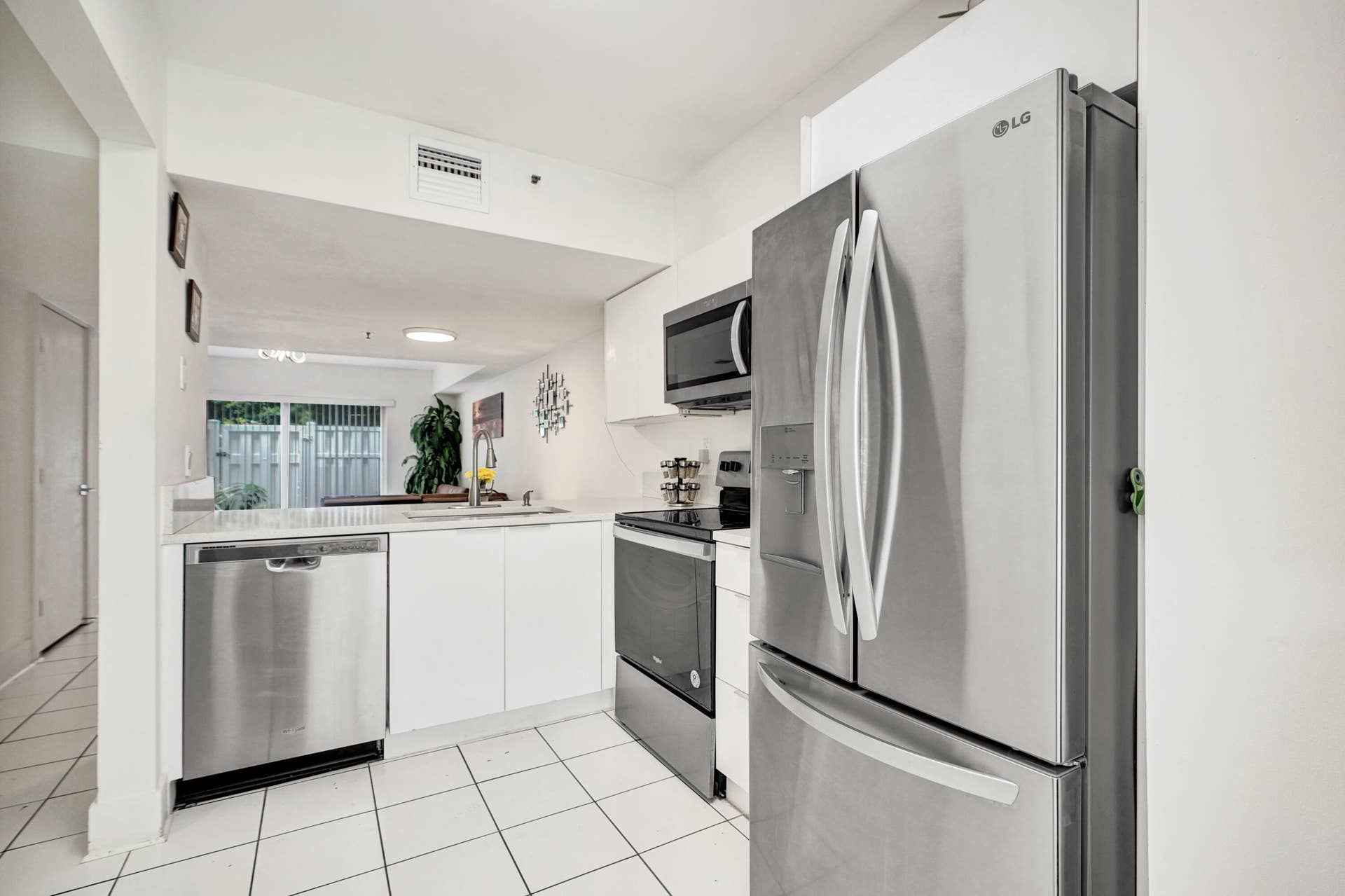 235 Riviera Circle, Weston, FL 33326 DSC01618