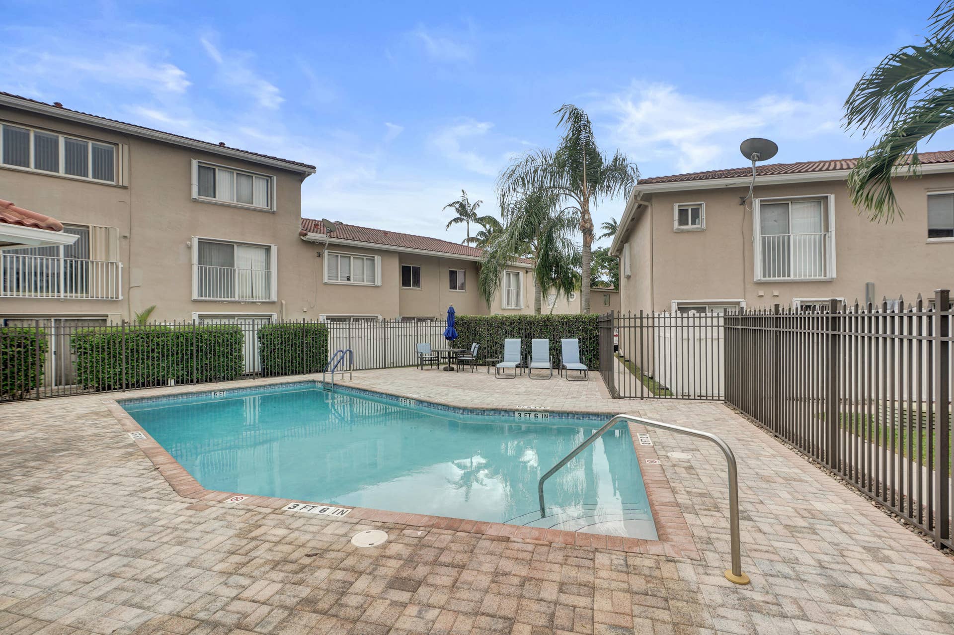 235 Riviera Circle, Weston, FL 33326 DSC01552