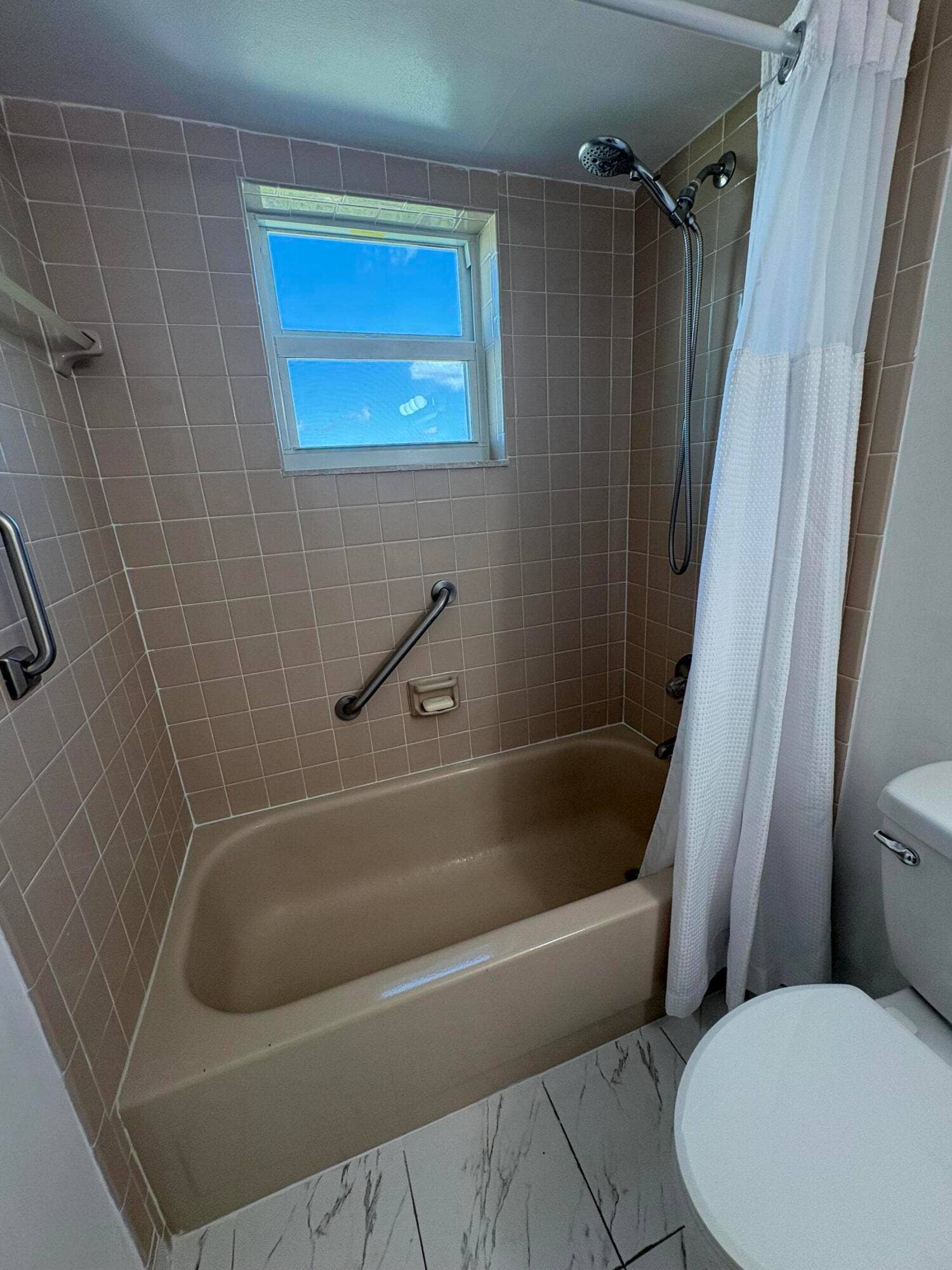 101 SE 3RD Avenue, #501, Dania, Dania Beach, FL 33004 IMG_8243