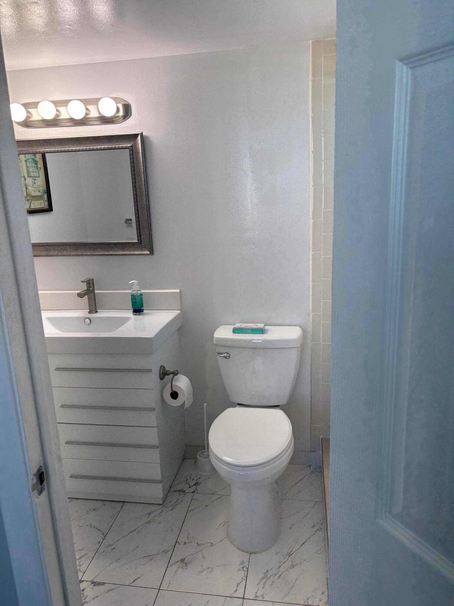 101 SE 3RD Avenue, #501, Dania, Dania Beach, FL 33004 IMG_8235