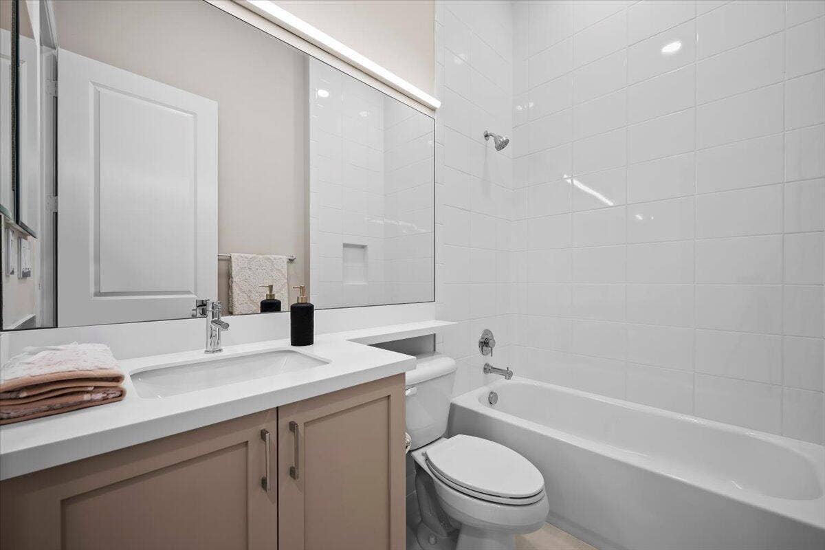 9858 Pecorino Isle, Boynton Beach, FL 33473 35-LUX_6346