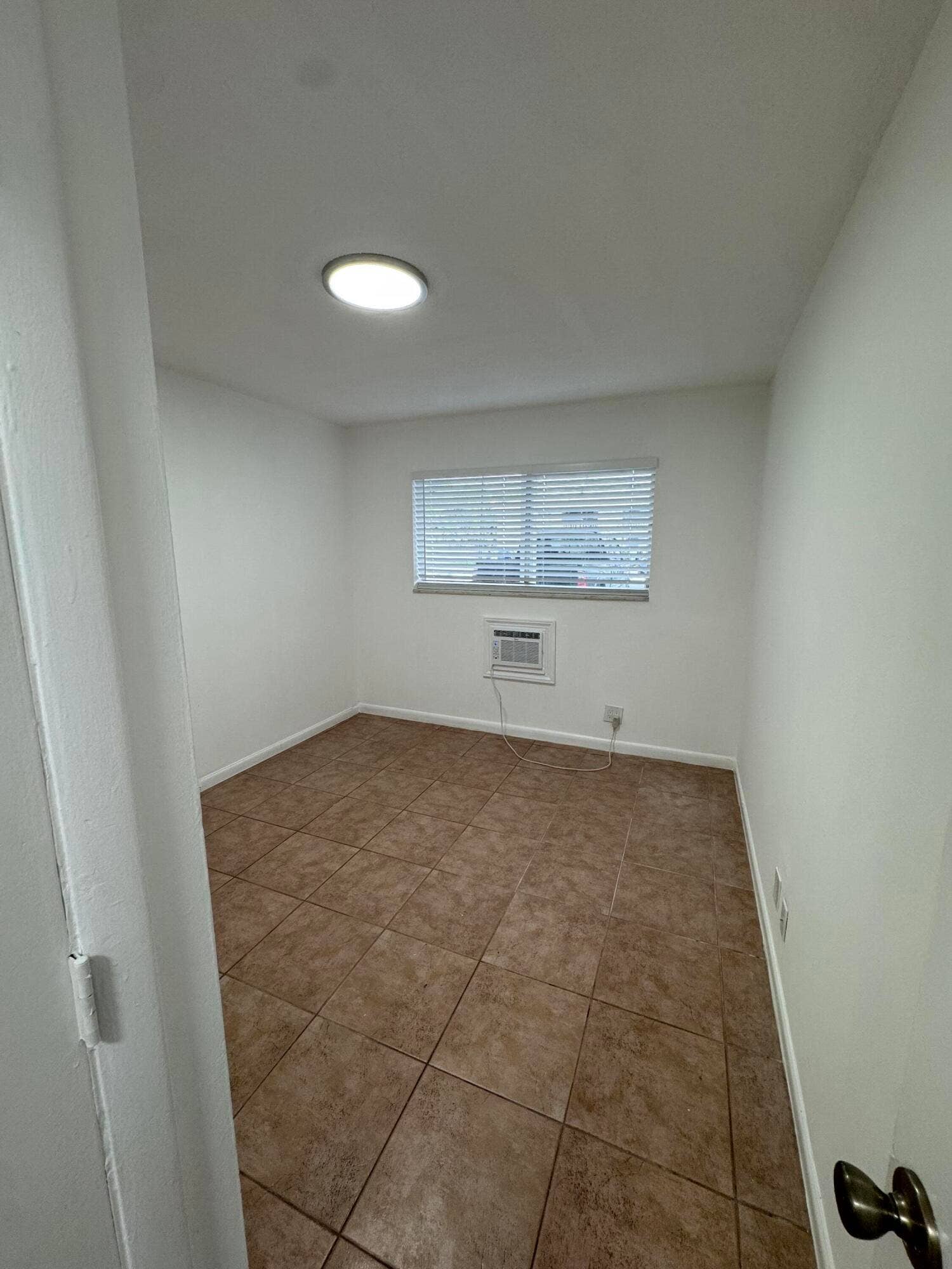 510 LAKE SHORE Drive, #16, Lake Park, FL 33403 Bedroom