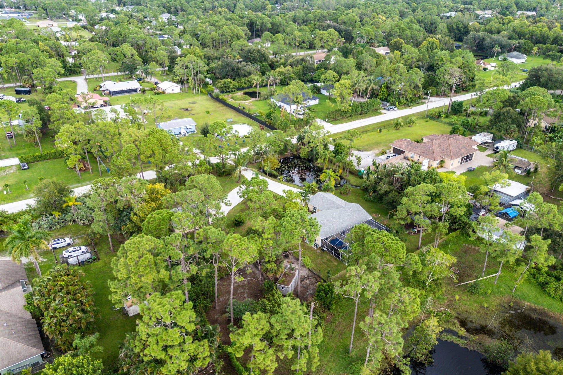 019-1294666thStreetNorth-WestPalmBeach-F