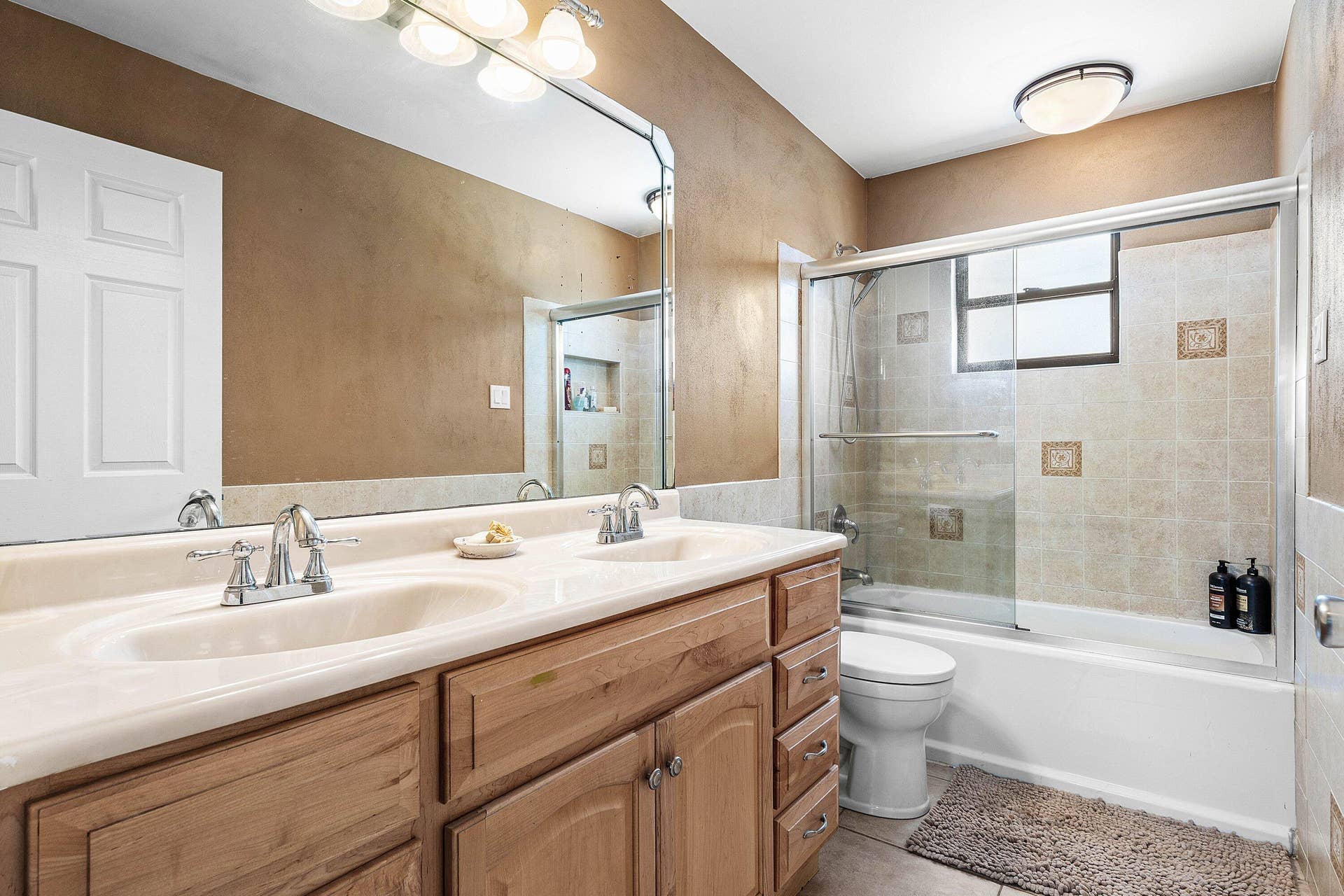 029-1294666thStreetNorth-WestPalmBeach-F
