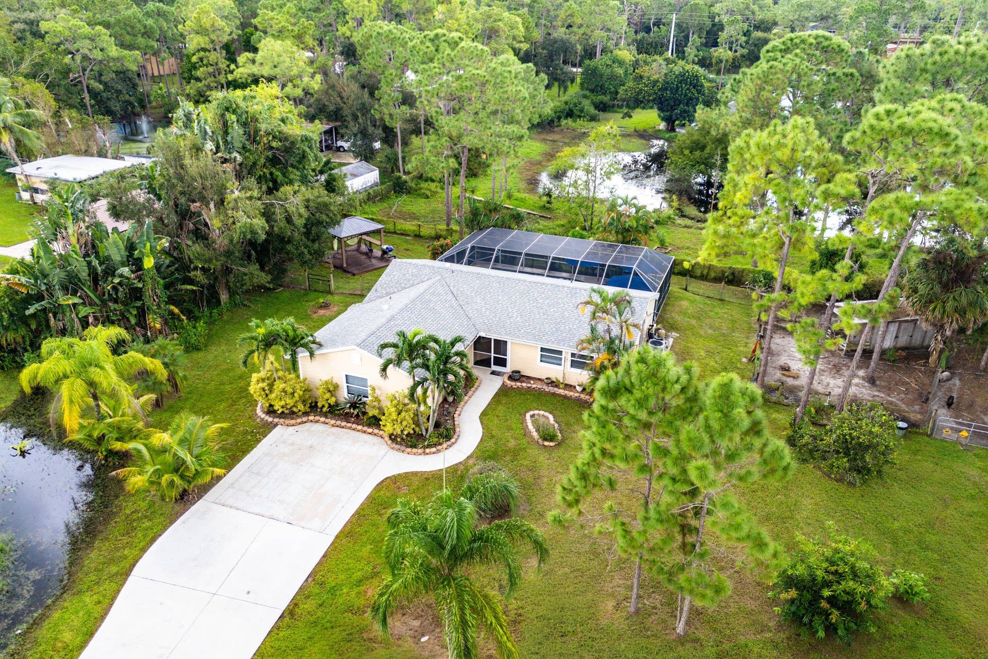 017-1294666thStreetNorth-WestPalmBeach-F