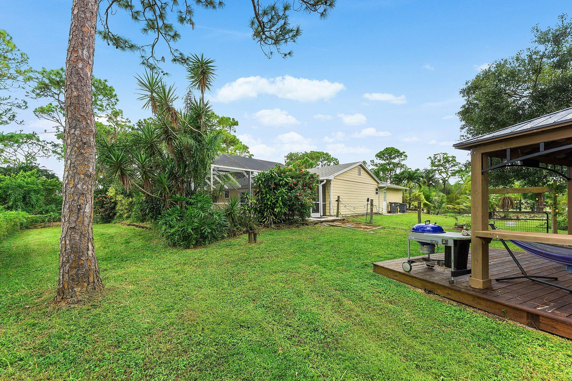 015-1294666thStreetNorth-WestPalmBeach-F