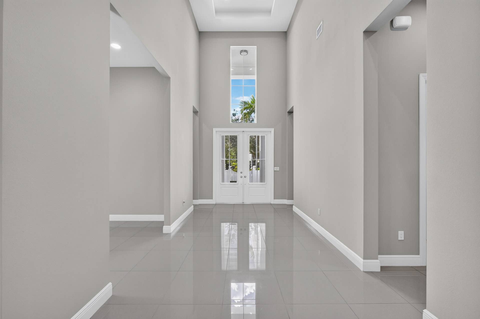 1070 Faulkner Terrace, Palm Beach Gardens, FL 33418 Foyer