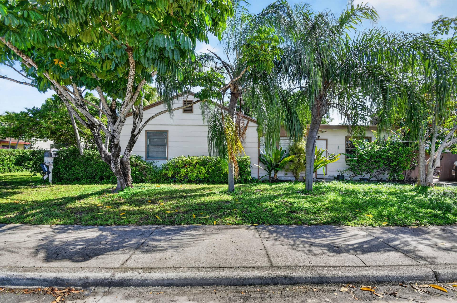 202 S A Street, #A, Lake Worth Beach, FL 33460 1-print-DSC_1621