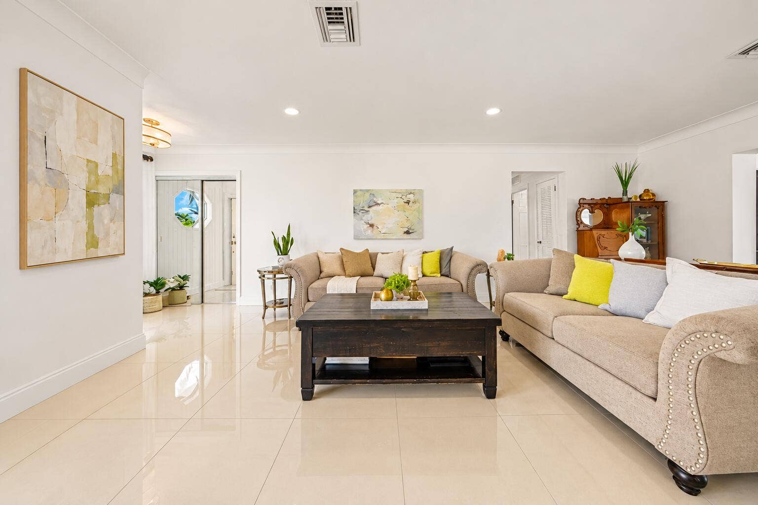 FORMAL LIVING ROOM