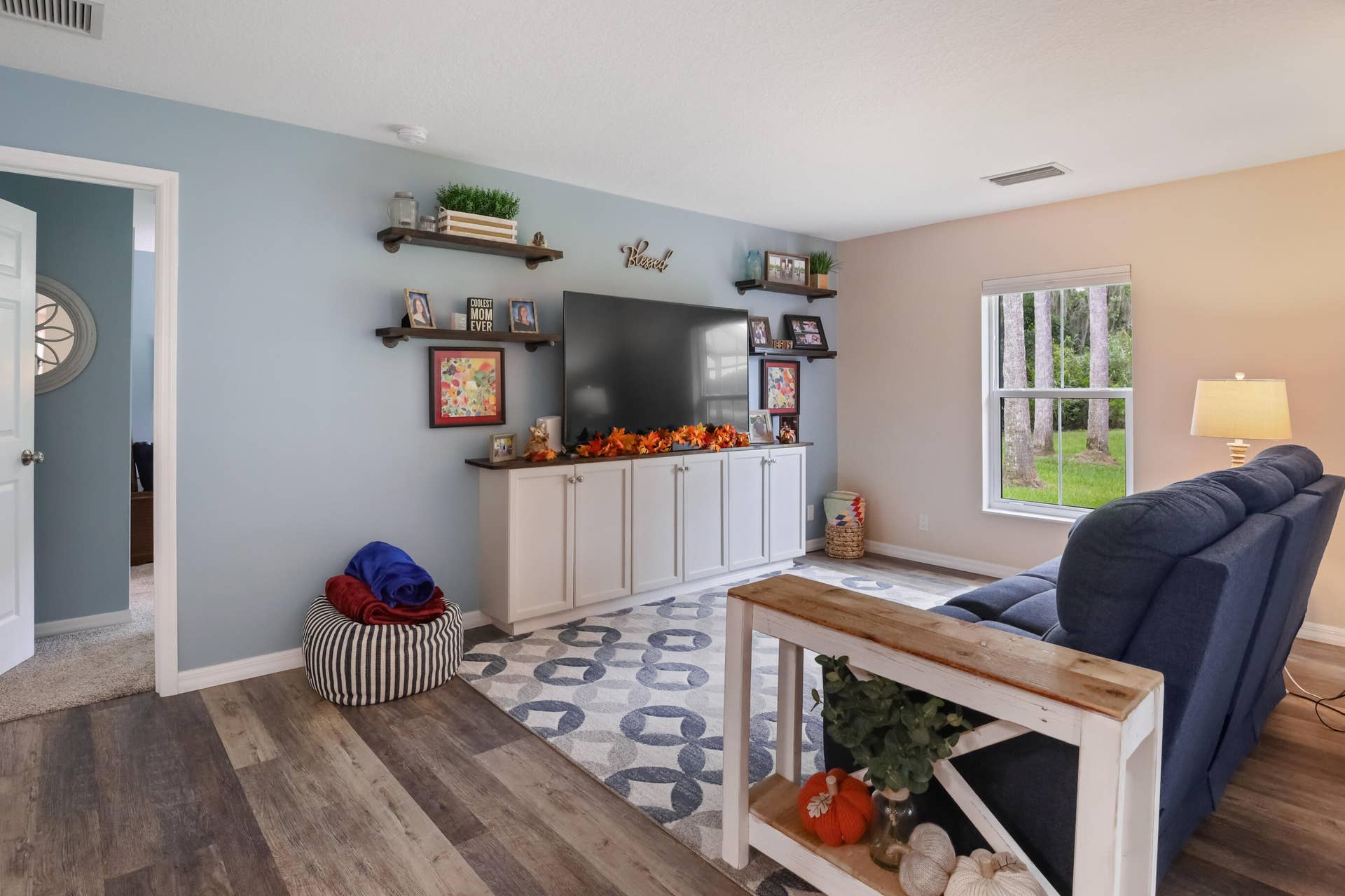 15440 SW Palm Drive, Indiantown, FL 34956 Living Room