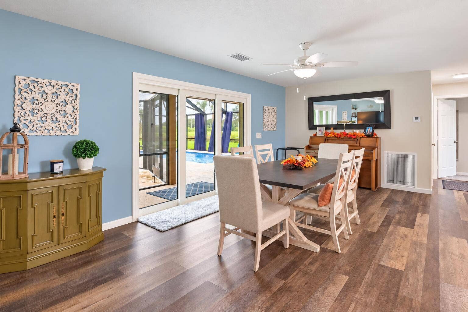15440 SW Palm Drive, Indiantown, FL 34956 Dining
