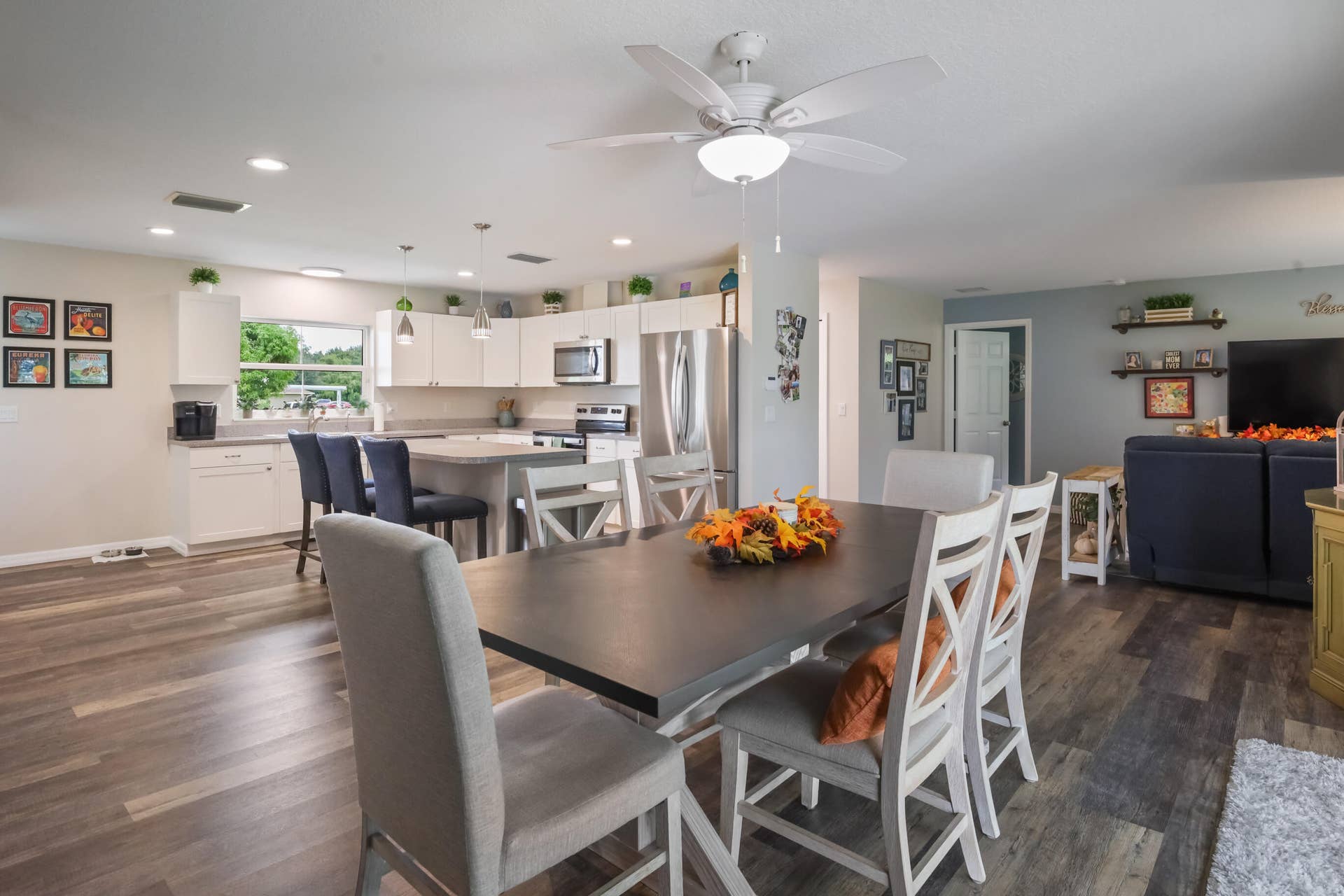 15440 SW Palm Drive, Indiantown, FL 34956 Dining