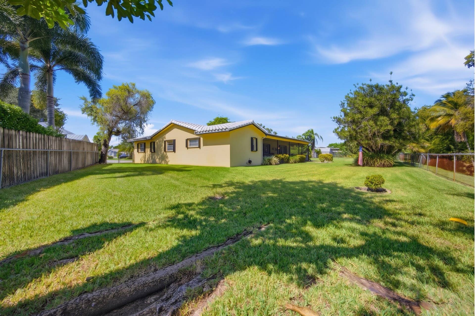 1900 NW 43RD Street, Oakland Park, FL 33309 27-IMG_0076