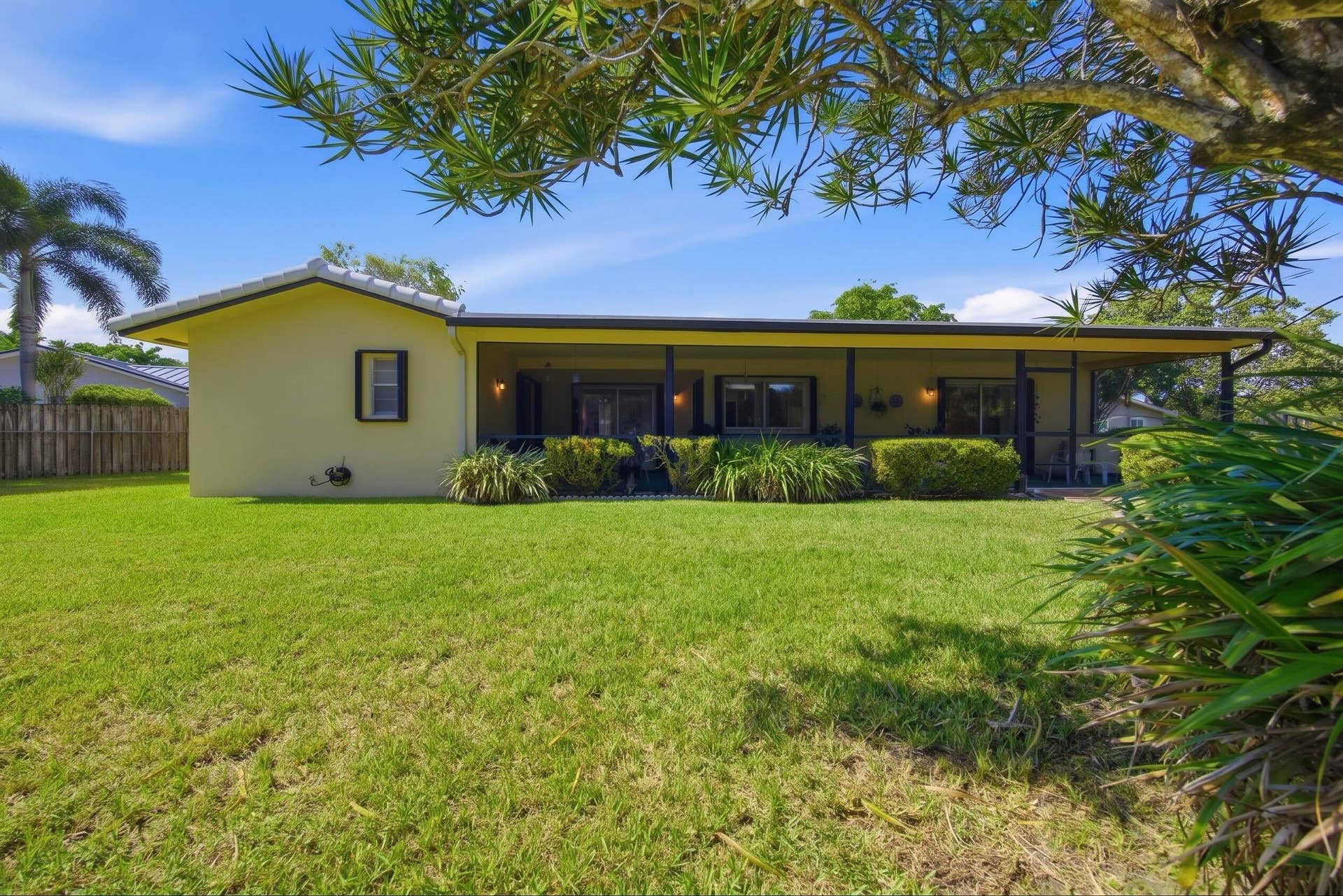 1900 NW 43RD Street, Oakland Park, FL 33309 29-IMG_0074