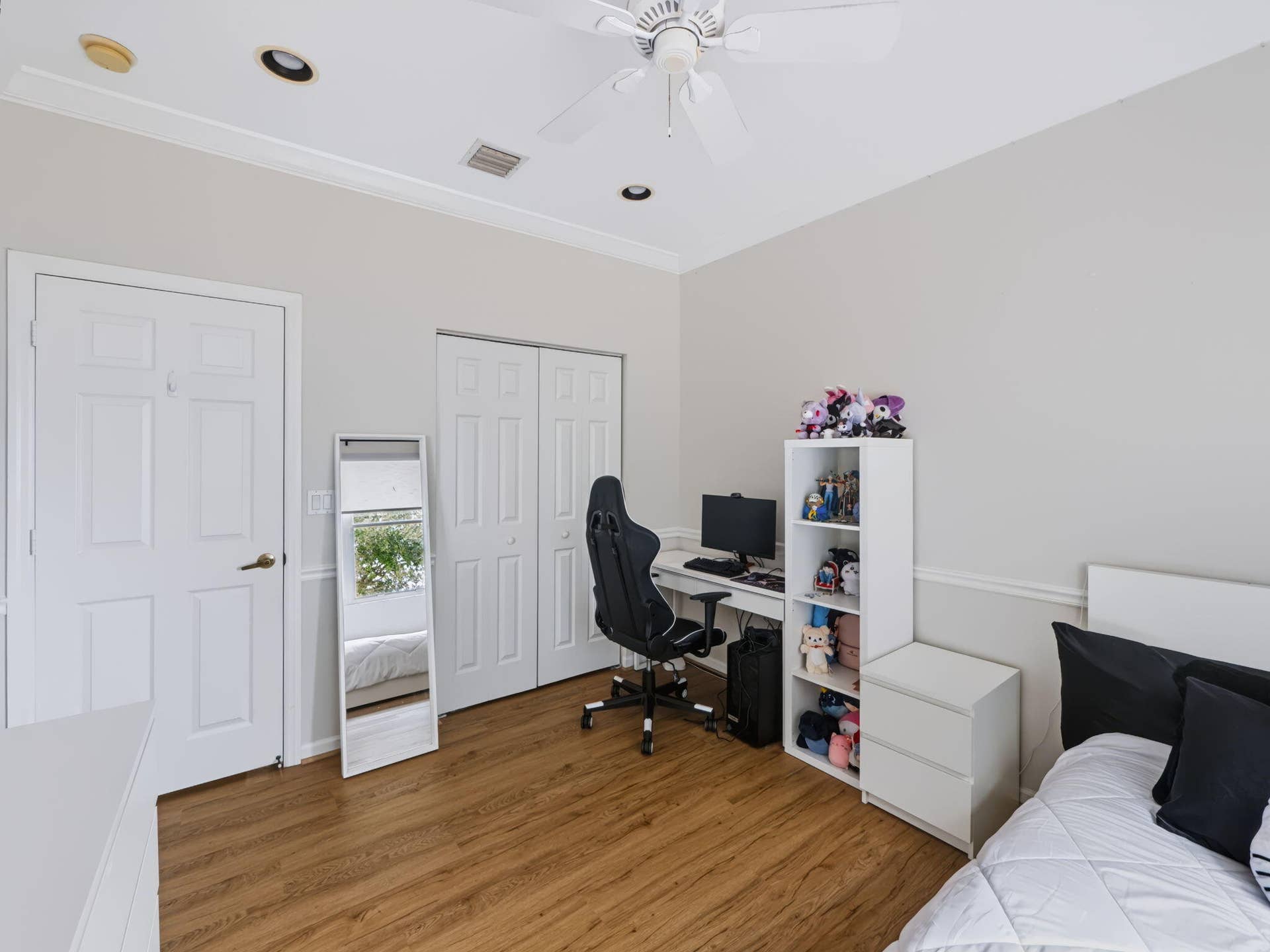6308 Shadow Tree Lane, Lake Worth, FL 33463 25-web-or-mls-6308-shadow-tree-ln-023