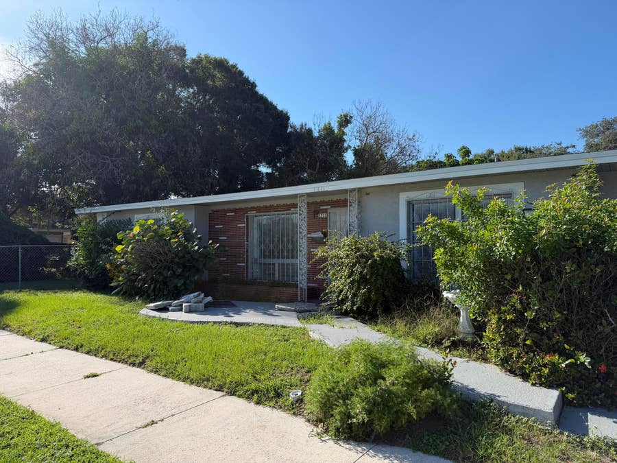 Property photo for 1711 AVENUE E, Fort Pierce, FL