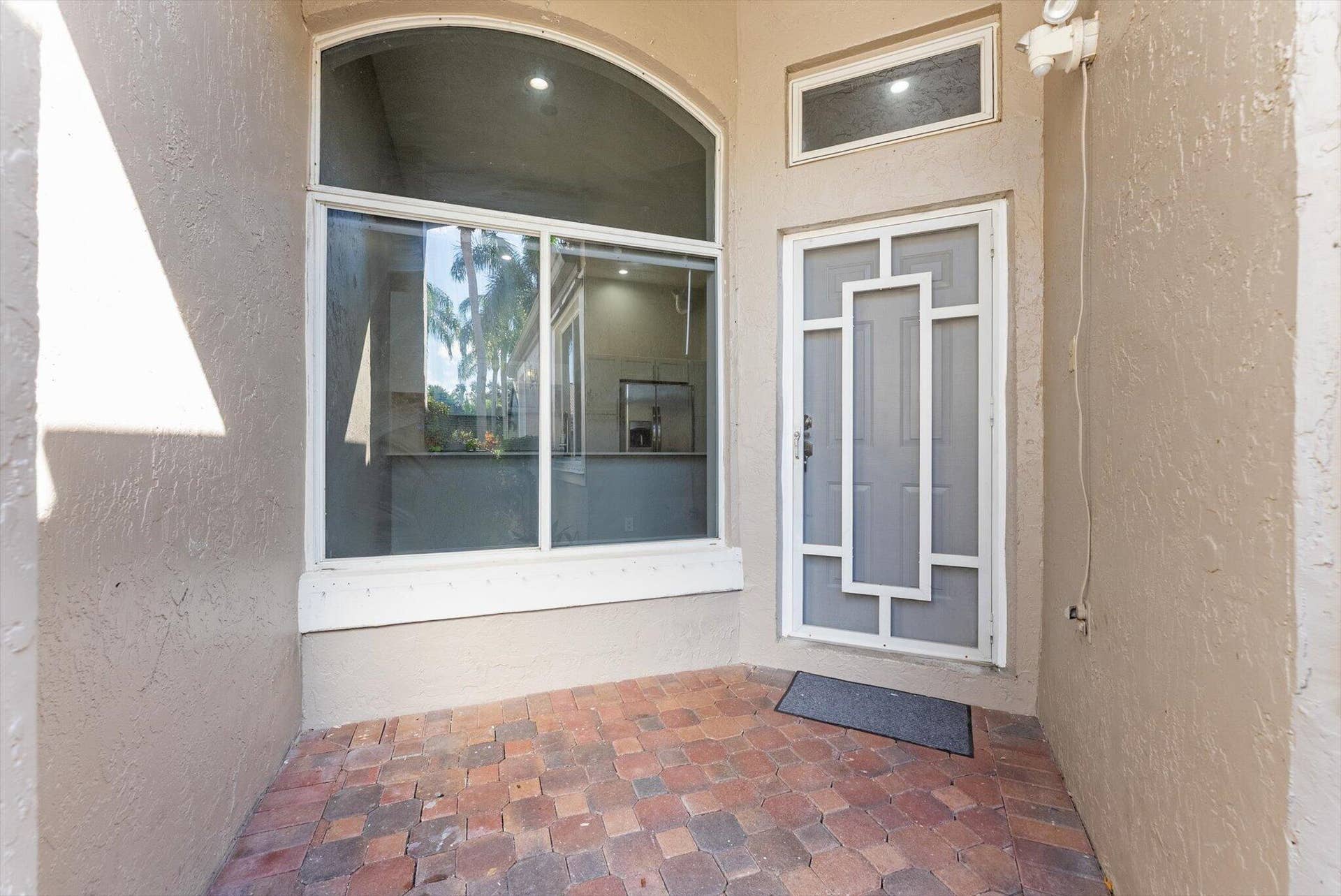 5375 Monterey Circle, #D, Delray Beach, FL 33484 06-6