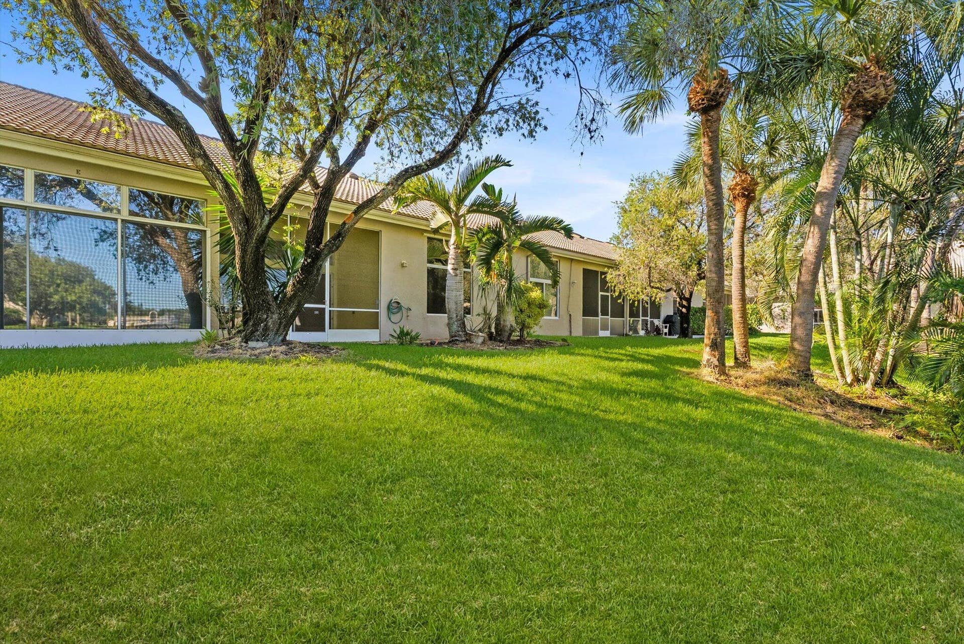 5375 Monterey Circle, #D, Delray Beach, FL 33484 21-21