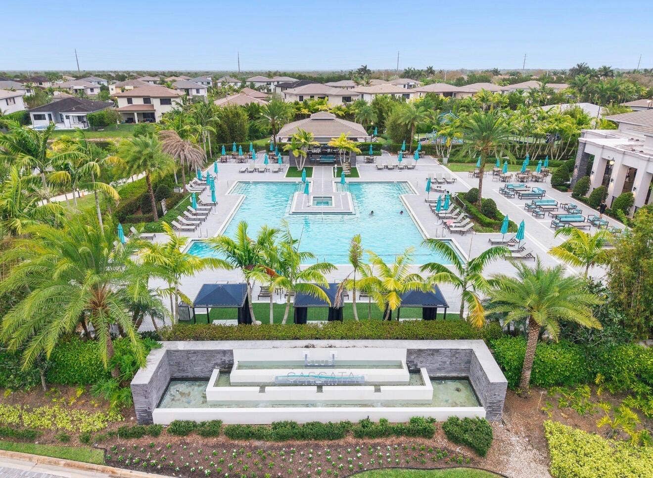 Enjoy access to the incredible resort-style amenities of both Cascata and Miralago, featuring stunning clubhouses, sparkling pools, state-of-the-art fitness centers, indoor basketball court, playgrounds and so much more- The ultimate South Florida lifestyle