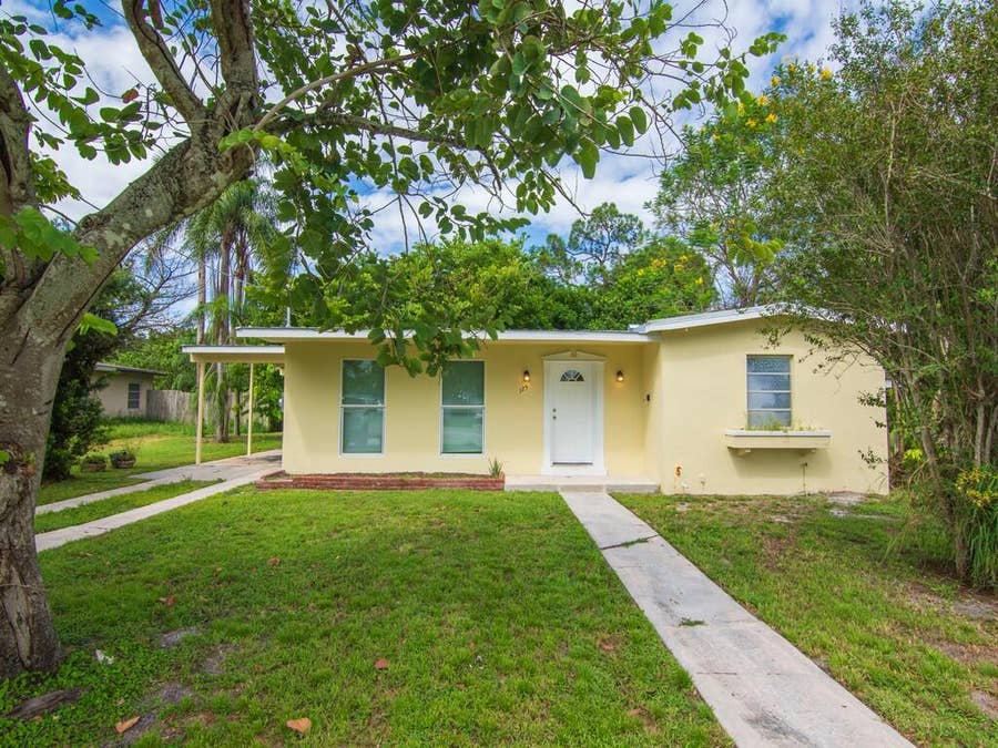 Property photo for 125 NE Prima Vista Boulevard, Port St Lucie, FL