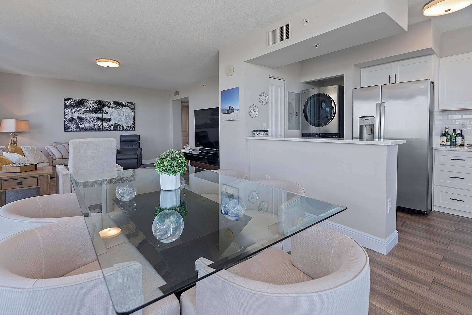 610 W Las Olas Blvd - # 413 - 11