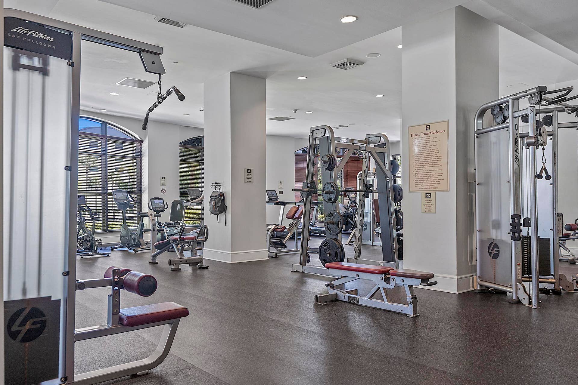 610 W Las Olas Blvd - # 413 - 27pg