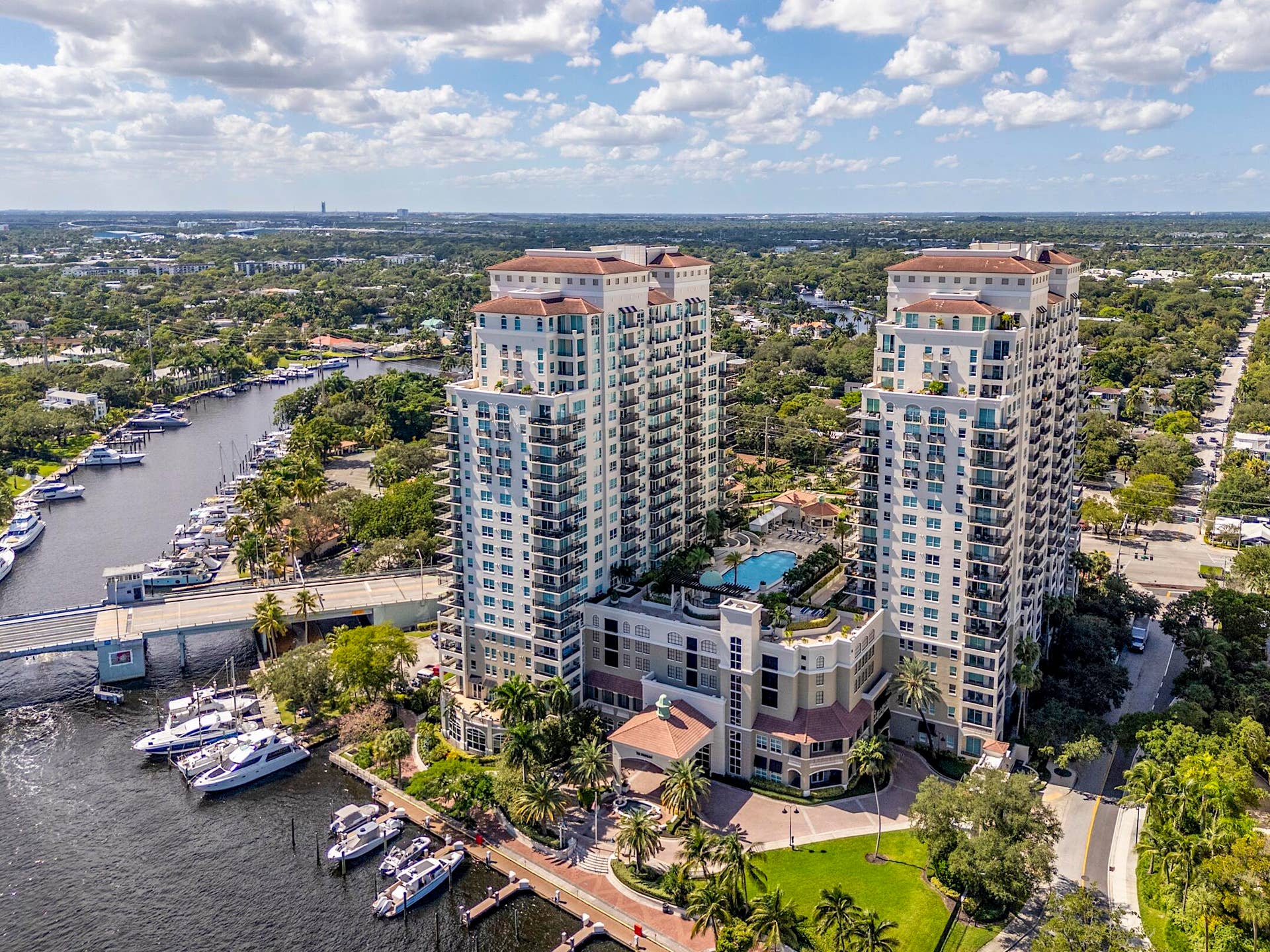 610 W Las Olas Blvd - # 413 - 29