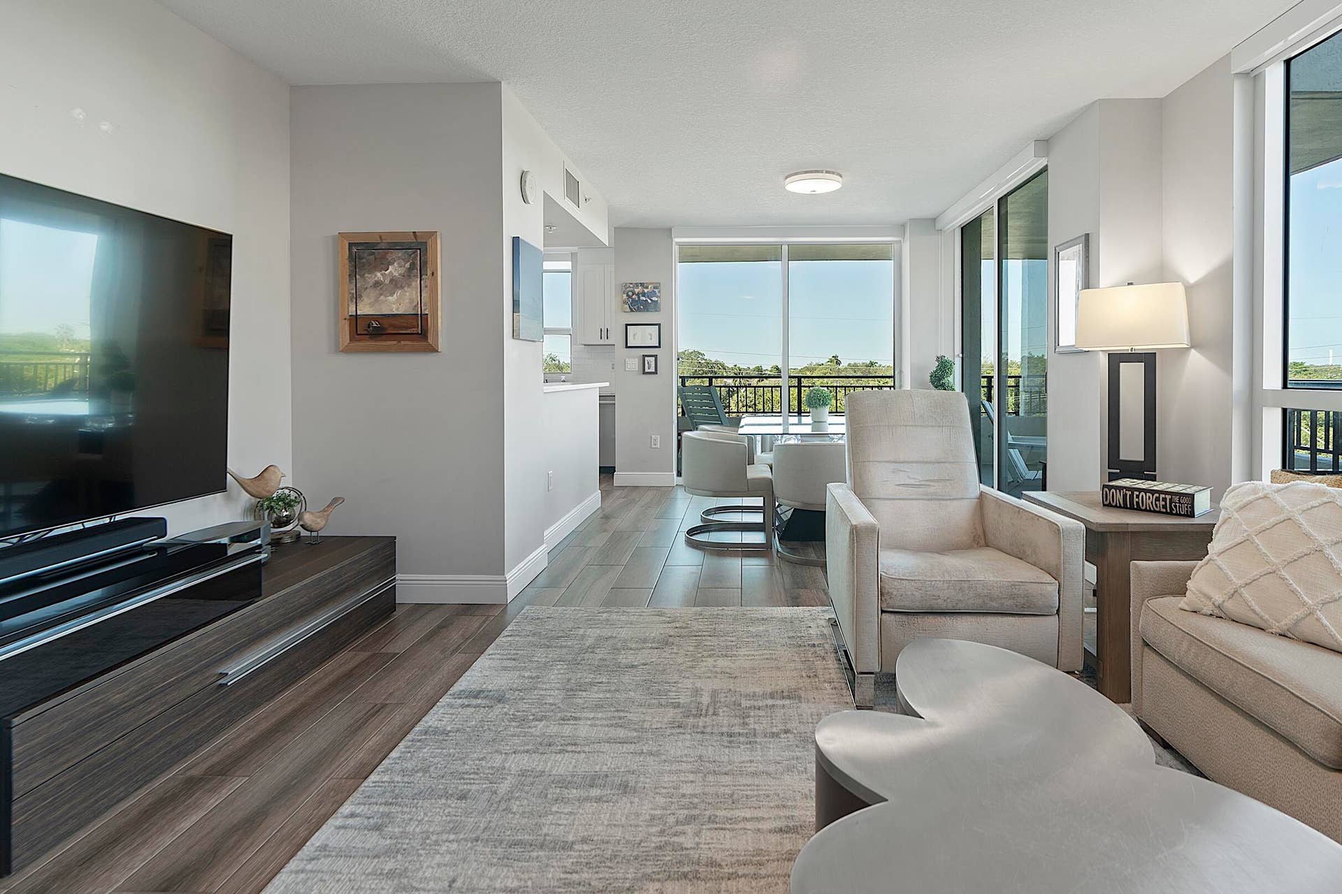 610 W Las Olas Blvd - # 413 - 5