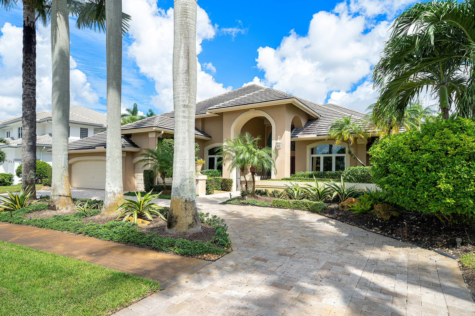 7235 QUEENFERRY Circle, Boca Raton, FL 33496 Front Exterior