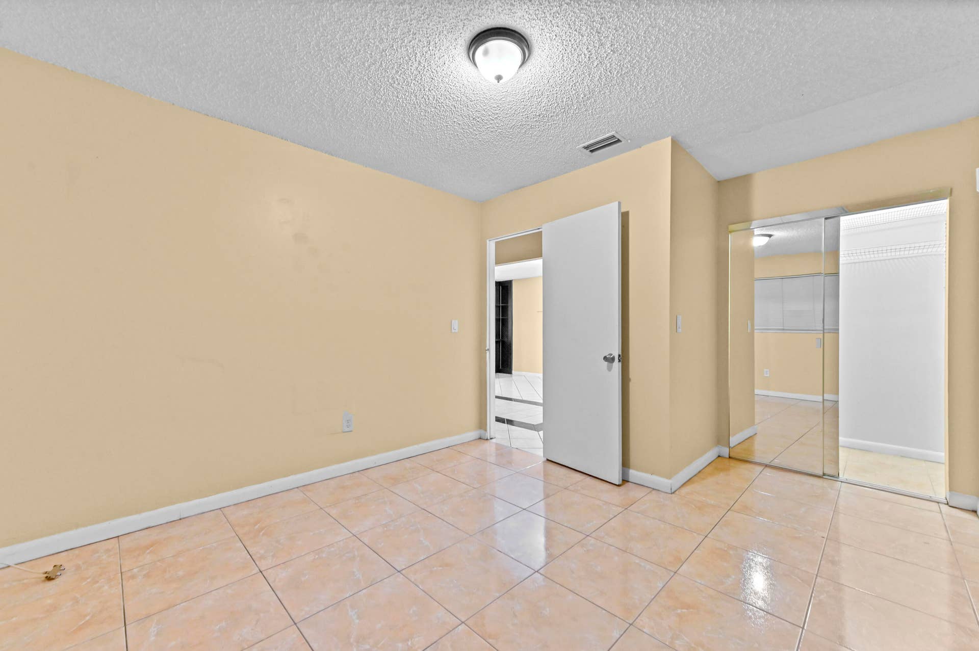 5918 S Rue Road, West Palm Beach, FL 33415 14 Bedroom 02