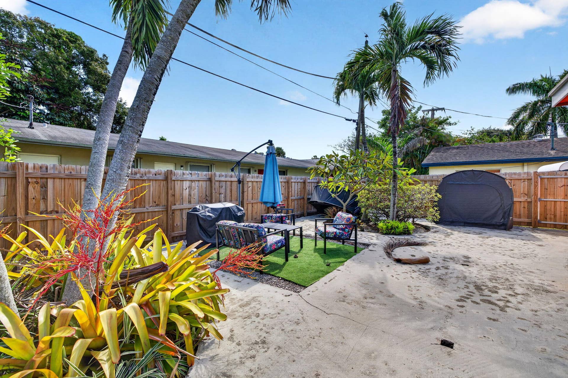 2420 SW 18TH Terrace, #1, Fort Lauderdale, FL 33315 21-web-or-mls-699A6141