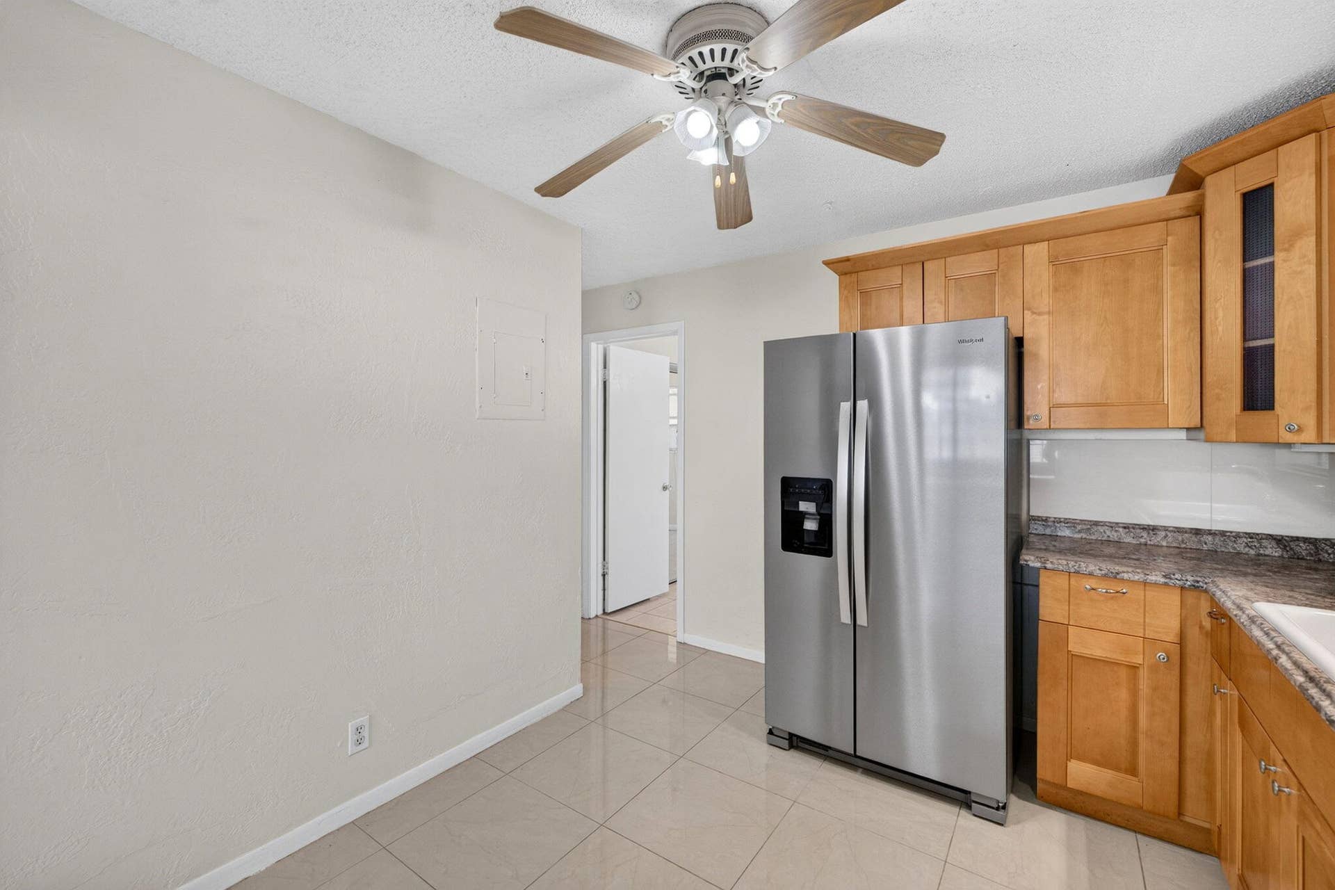 2420 SW 18TH Terrace, #1, Fort Lauderdale, FL 33315 13-web-or-mls-699A6067