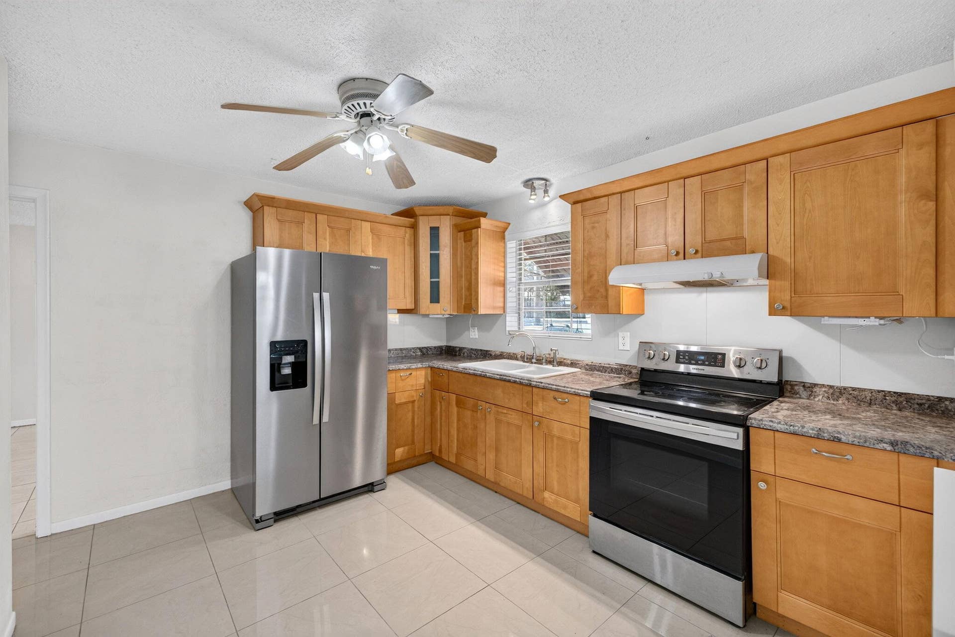 2420 SW 18TH Terrace, #1, Fort Lauderdale, FL 33315 10-web-or-mls-699A6051