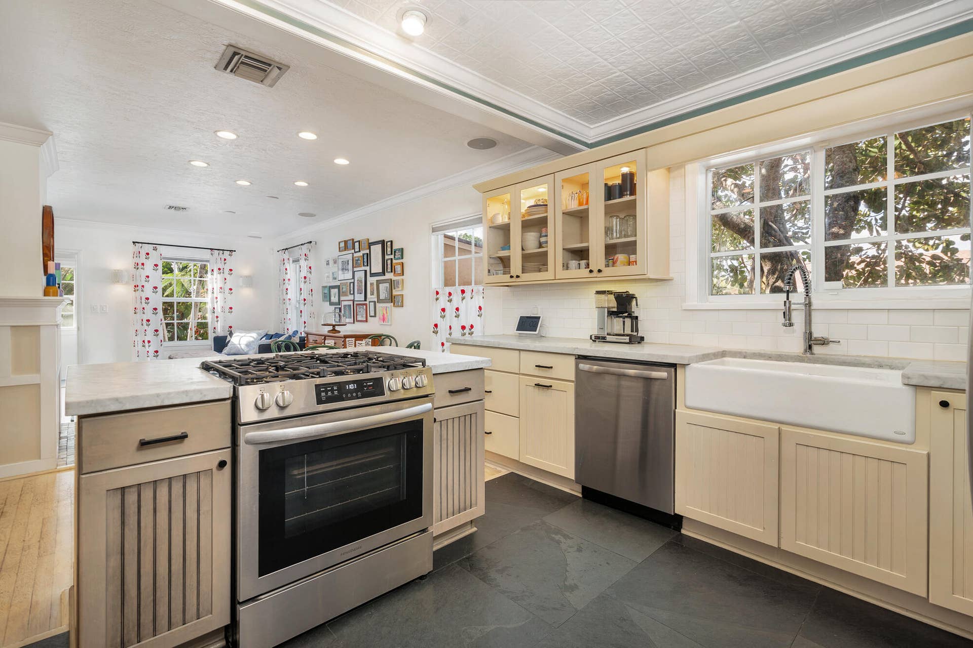 859 Sunset Road, West Palm Beach, FL 33401 low-20