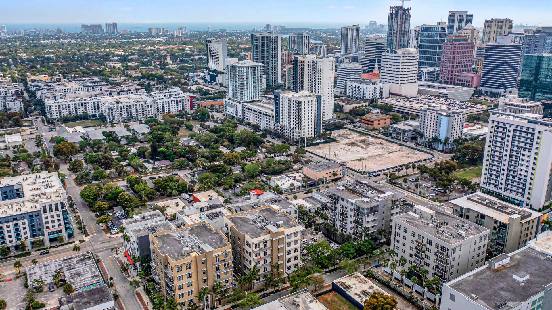 411 NW 1st Avenue, #206, Fort Lauderdale, FL 33301 Lifestyle & Building - Photos#-19