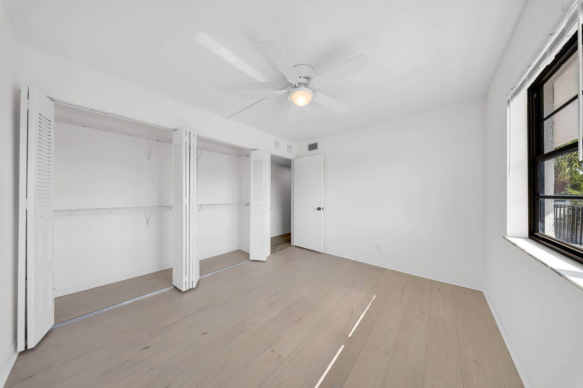 9233 SW 8TH Street, #305, Boca Raton, Boca Raton, FL 33428 9233SW8thStUnit#305BocaRaton(21of29)