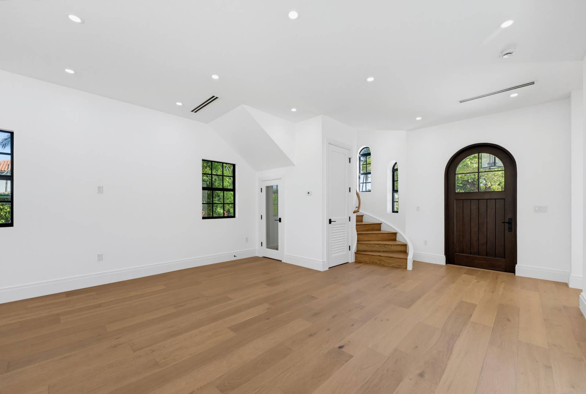 Warren_KIrschbaum_3601_Olive_003