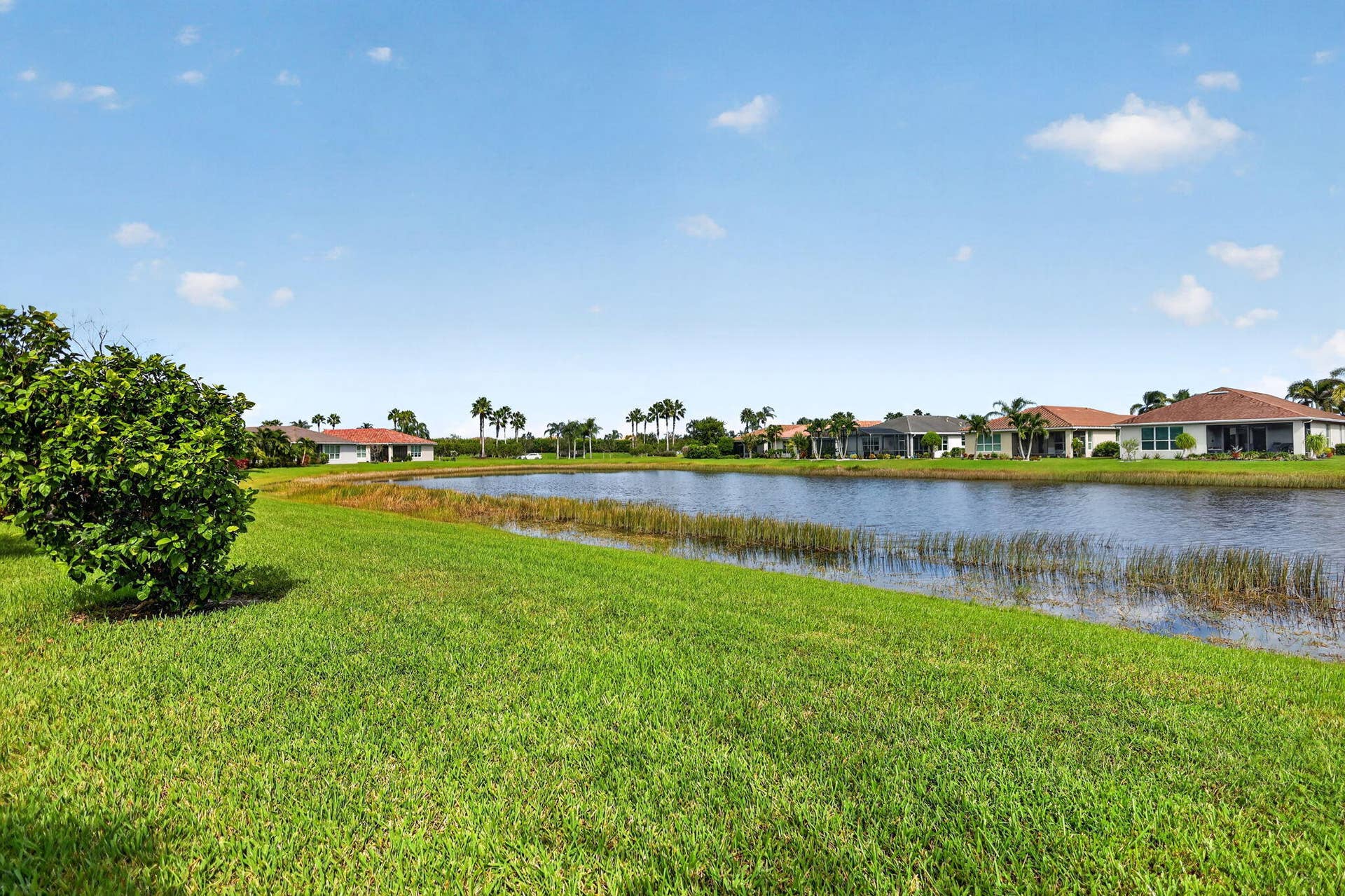 12371 SW Silverwood Avenue, Port St Lucie, FL 34987 46-web-or-mls-5P1A2413