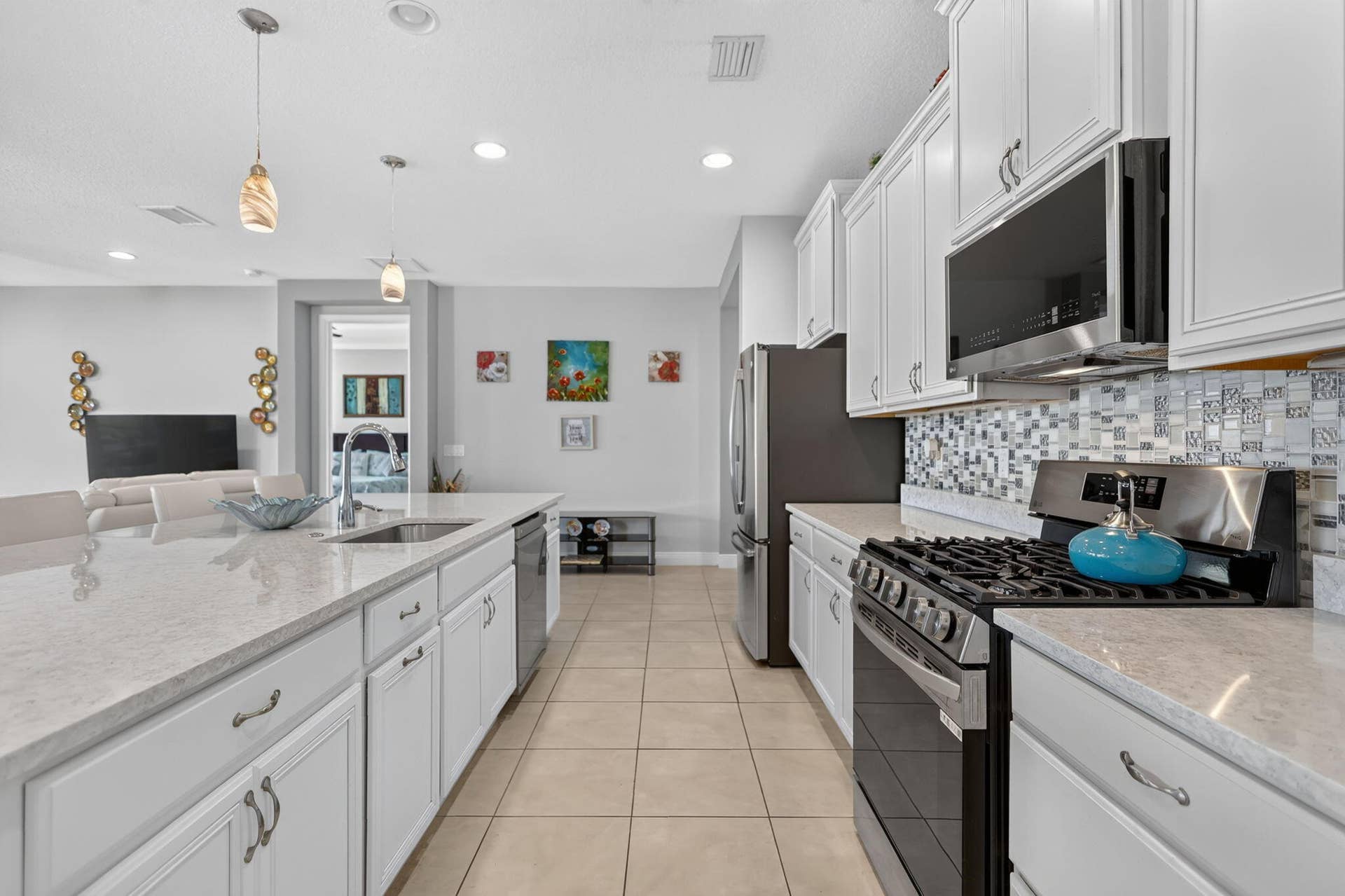 12371 SW Silverwood Avenue, Port St Lucie, FL 34987 21-web-or-mls-5P1A2323