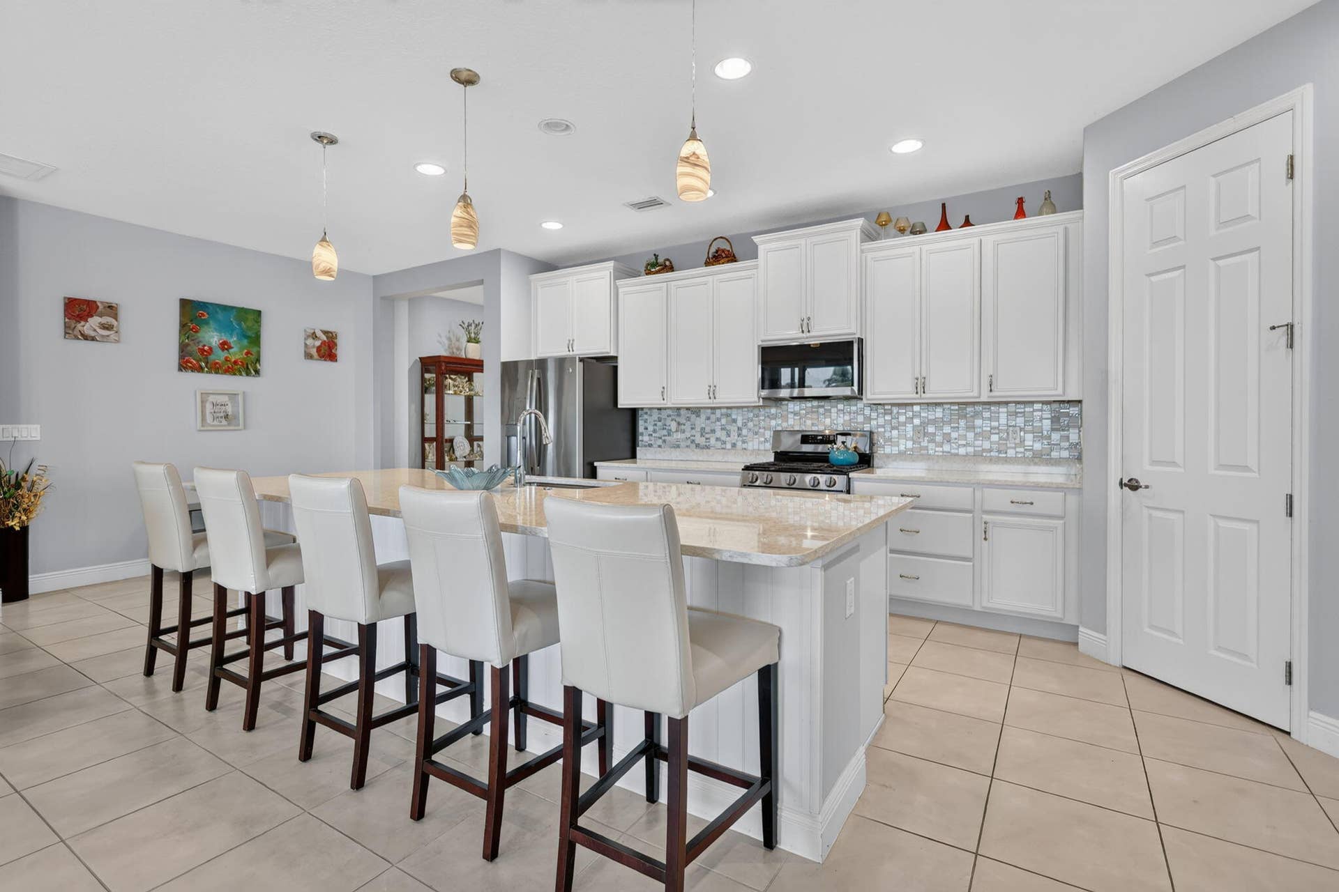 12371 SW Silverwood Avenue, Port St Lucie, FL 34987 18-web-or-mls-5P1A2303