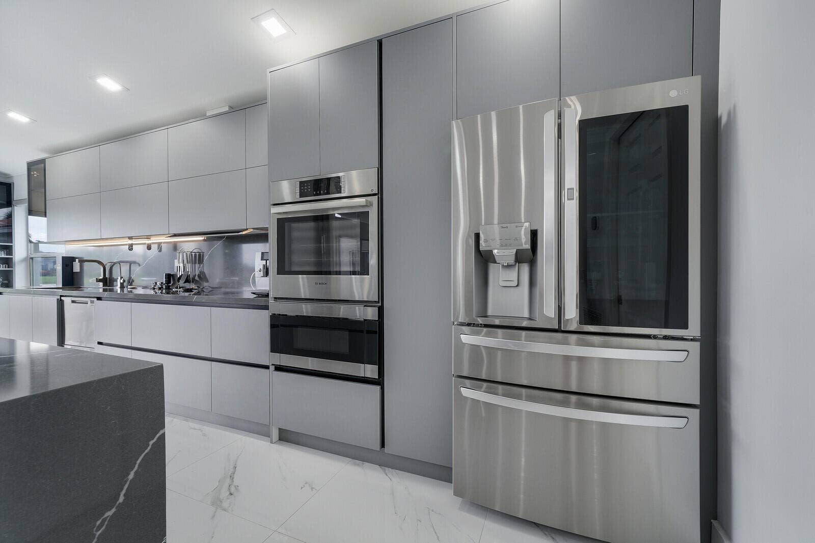 11674 Caracas Boulevard, Boynton Beach, FL 33437 Kitchen