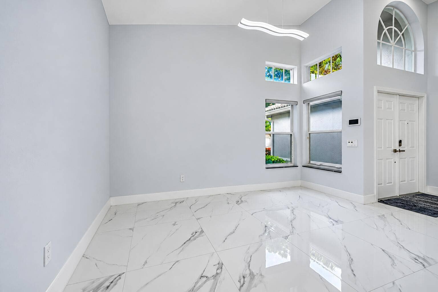 11674 Caracas Boulevard, Boynton Beach, FL 33437 Entryway/Dinning Area